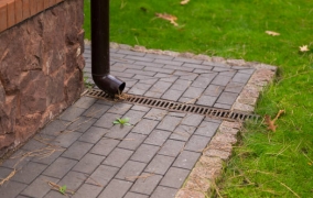 Sistem de drenaj pluvial - protecția sigură a casei dumneavoastră